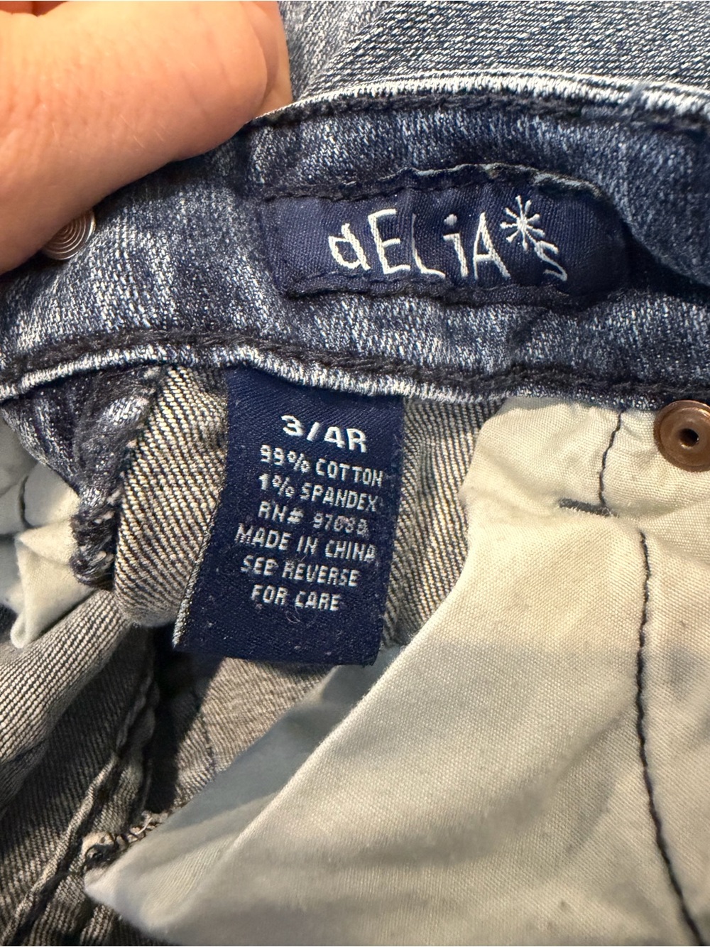 Delia*s Bailey jeans 3/4 r - Picture 7 of 7